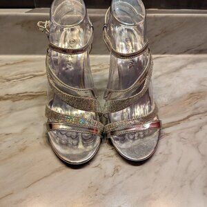 Statutes Ladies Bling Heeled Sandals Size 8 1/2